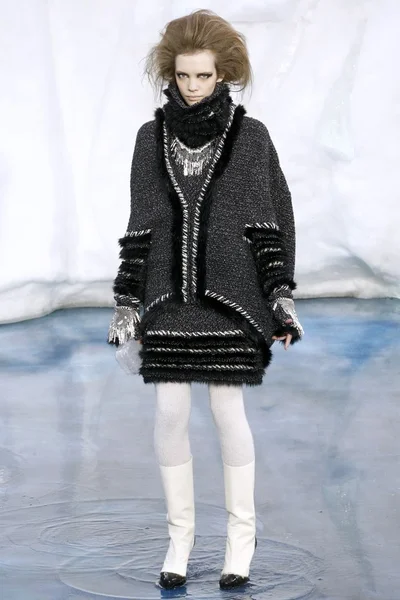 Look 37
